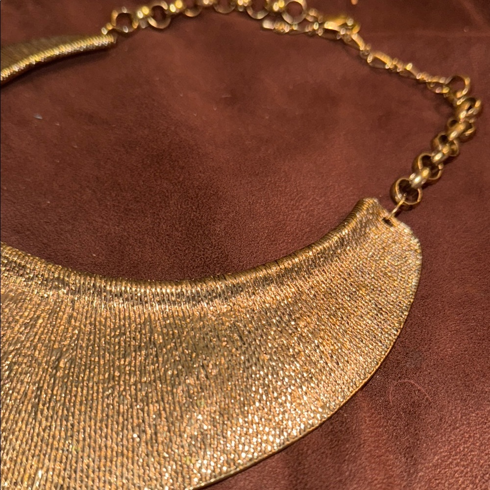 M Style Lab Gold Necklace - Picture 3 of 8